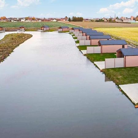 Lakeside Fishing Retreats Old Leake Exterior foto