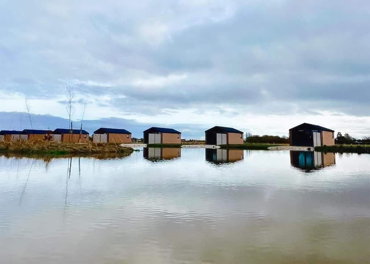 Lakeside Fishing Retreats Old Leake Exterior foto
